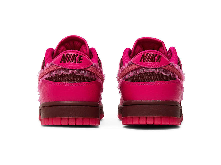 Nike Dunk Low Valentine's Day (2022) (W) - Image 4