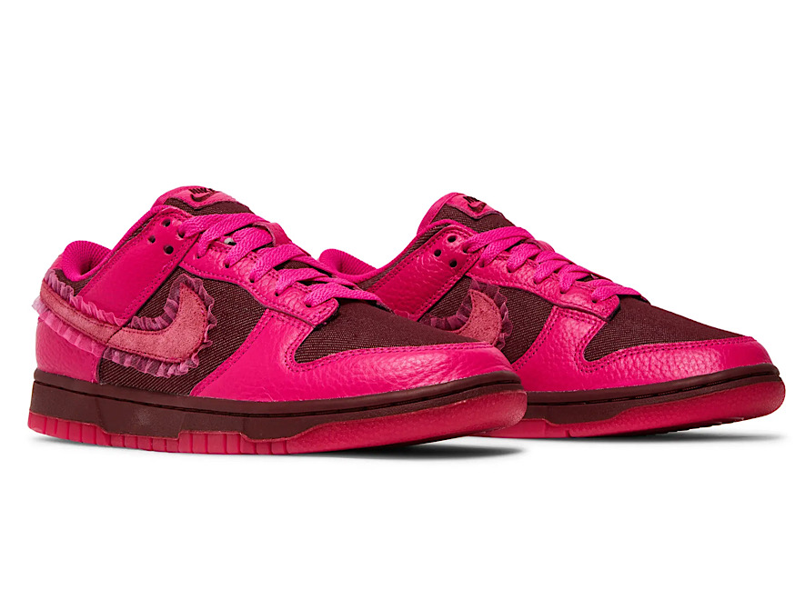Nike Dunk Low Valentine's Day (2022) (W) - Image 5