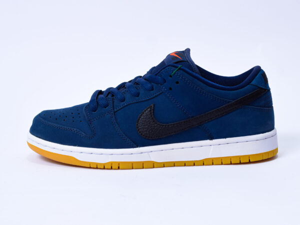 Nike SB Dunk Low Navy Black Gum