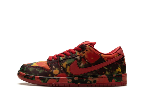 Nike SB Dunk Low The Wizard of Oz Poppy Field