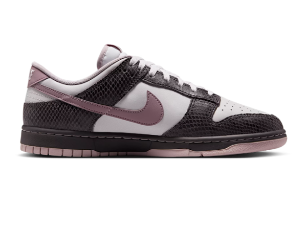 Nike Dunk Low SE Medium Ash Violet Snakeskin